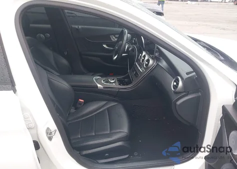 2020 Mercedes-Benz C 300 from USA, damaged, VIN WDDWF8DB2LR526946